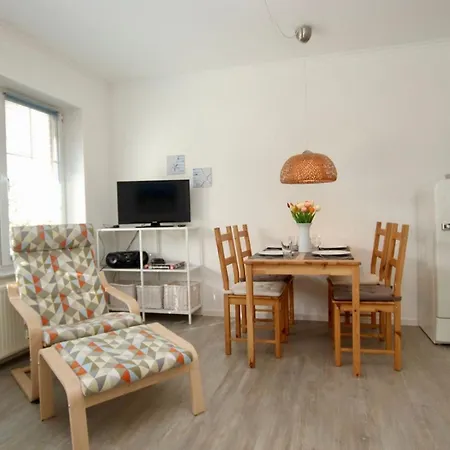 10 * Schonberger Strand